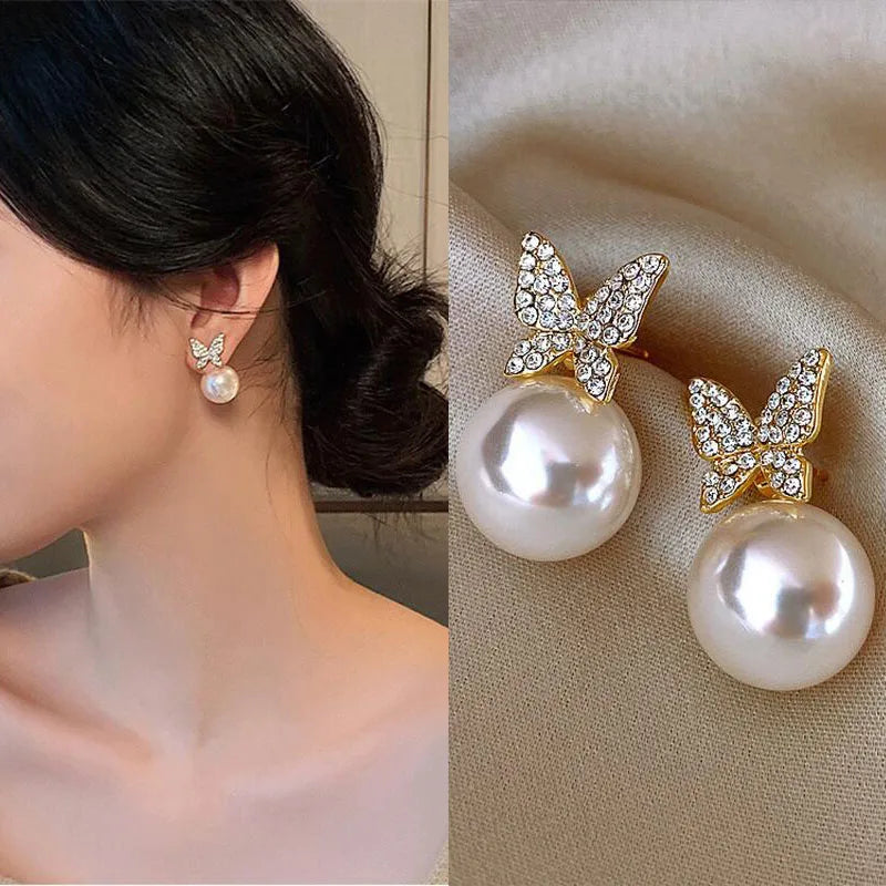 2023 New Bright Crystal Luxury Korean Unusual Claw Stud Earrings Ear Piercing Hook Irregular Pearl Christmas Jewelry Gift