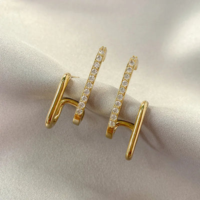 2023 New Bright Crystal Luxury Korean Unusual Claw Stud Earrings Ear Piercing Hook Irregular Pearl Christmas Jewelry Gift